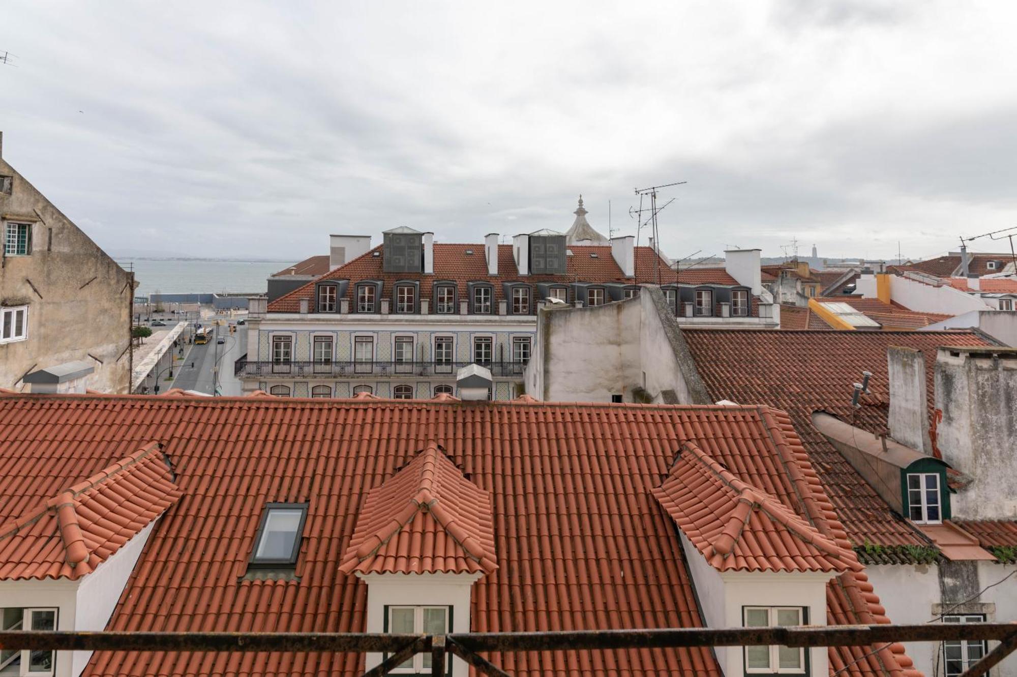 Portas Da Se Apartments Lisboa الغرفة الصورة